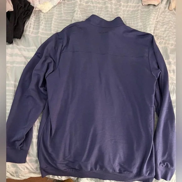 Travis Mathew’s golf pullover lightweight jacket - Picture 5 of 7